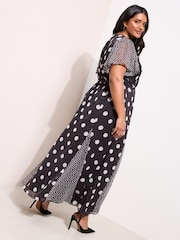 Friends Like These Monochrome Curve Spot Chiffon Short Sleeve Midi Dress - Image 4 of 4