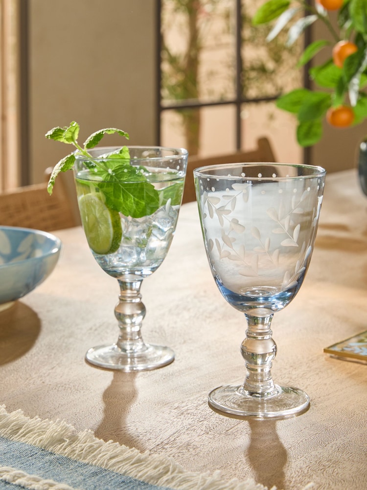 Set of 2 Alice Etched Wine Glasses - Imagen 1 de 2