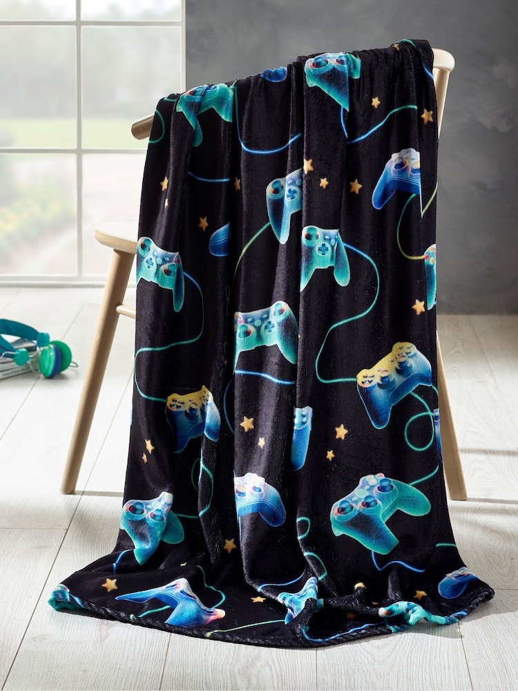 Catherine Lansfield Black Gamer Cosy Fleece Blanket Throw - Image 1 of 2