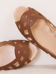 Friends Like These ballerinasko med peeptoes og flate utskjæringer i kunstskinn - Bilde 7 av 8