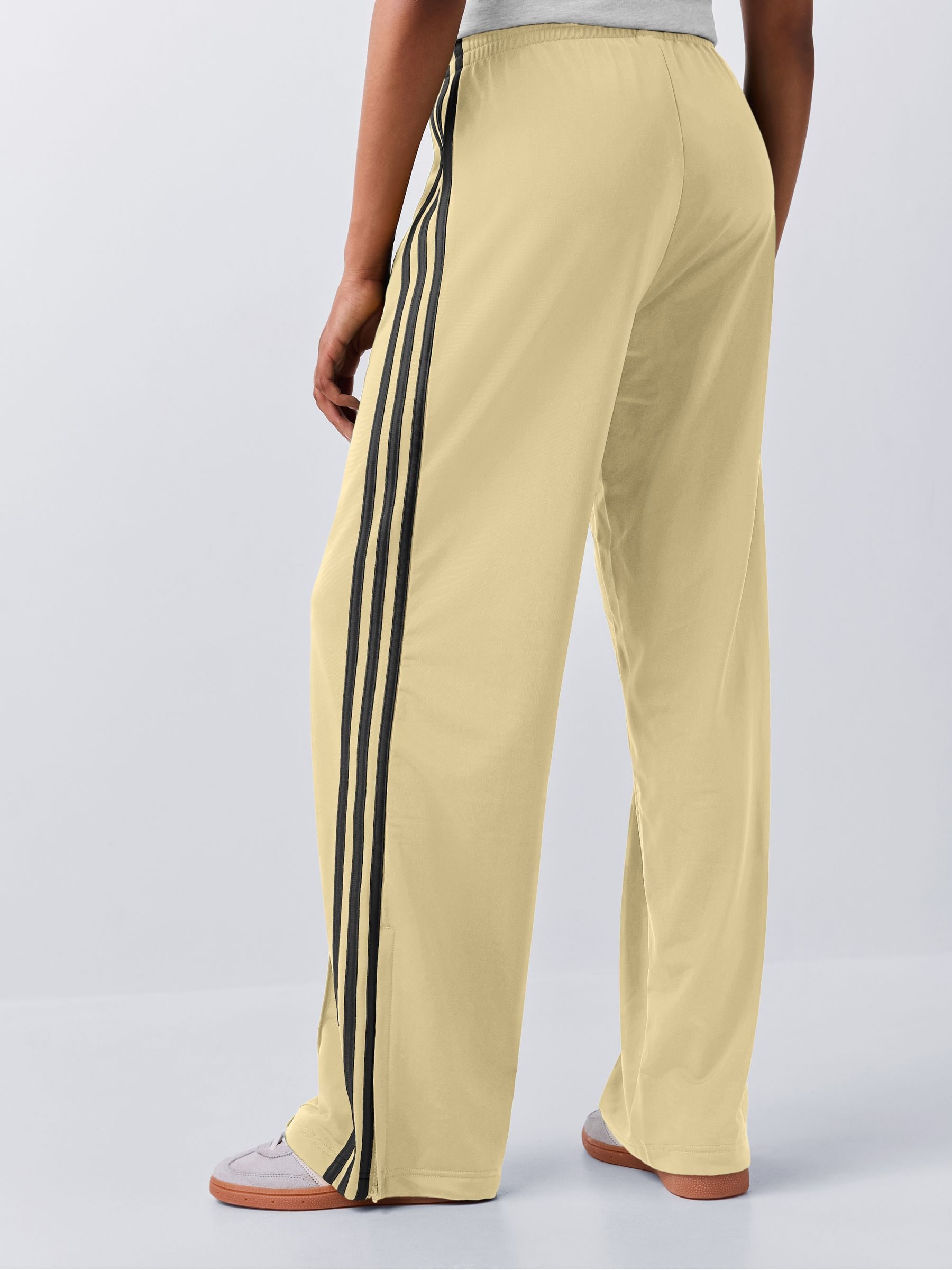 Comprar Amarelo - Calça de treino folgada adidas Originals