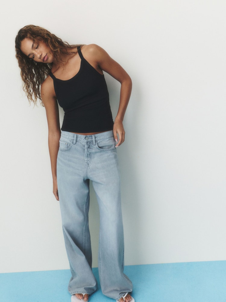 Schwarz - self. Top mit eckigem Ausschnitt - Bild 2 von 8