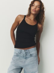 Schwarz - self. Top mit eckigem Ausschnitt - Bild 3 von 8