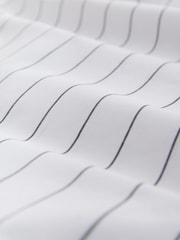 Monochrome White with Black Stripe - Short Sleeve Cinched Waist Midi Shirt Dress - صورة 3 من 3