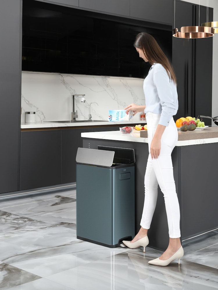 Eko Titanium Blue Ecofly Bin 20L - Image 1 of 6 Eko Titanium Blue Ecofly Bin 20L - Image 1 of 6