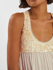Vestido longo sem mangas com detalhes da Accessorize - Imagem 3 de 4