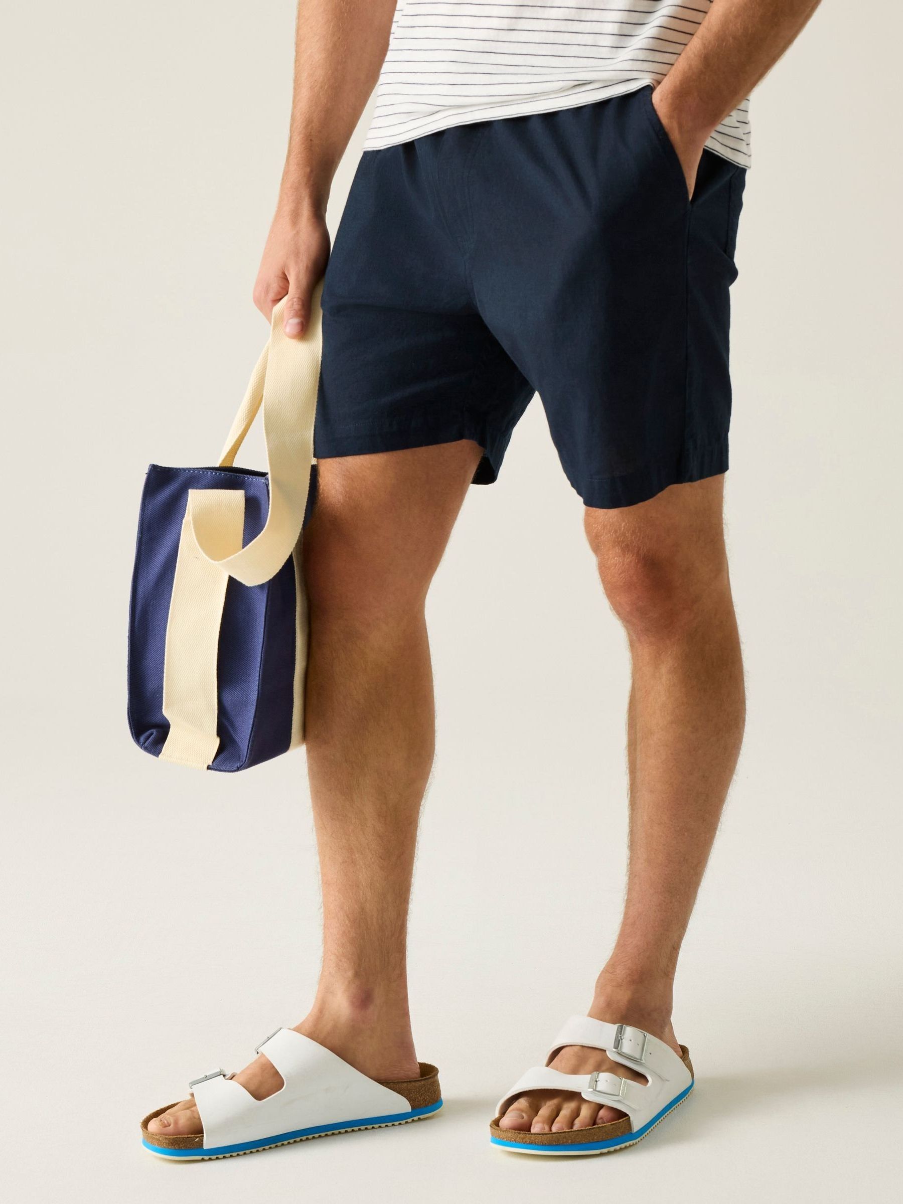 Regatta Men's Blue Hadlin Shorts - Image 1