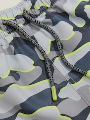 Regatta Green Skander Swim Shorts - Image 3 of 8