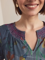 Navy Floral Print Short Sleeve Notch Neck Shirred Bubblehem Top - Image 5 of 8