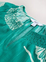 Green Palm Print Short Sleeve Notch Neck Shirred Bubblehem Top - Image 3 of 3