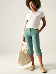 Regatta Green Bayletta Capri Trousers - Image 3 of 9