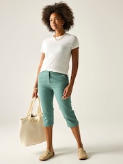 Regatta Green Bayletta Capri Trousers - Image 4 of 9