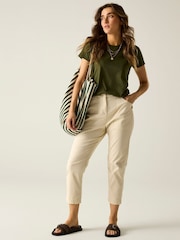 Regatta Cream Shorebella Capri - Image 4 of 7