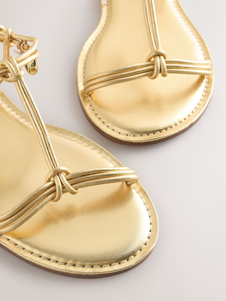 Cuir doré - Sandales Forever Comfort® à détail charmant - Image 11 de 11