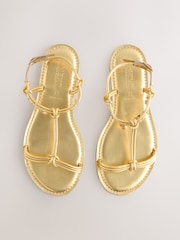 Cuir doré - Sandales Forever Comfort® à détail charmant - Image 7 de 11