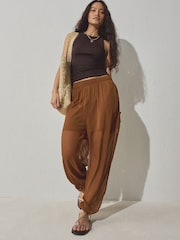 Metallic Leather Forever Comfort® Cross Strappy Sandals - Image 2 of 9