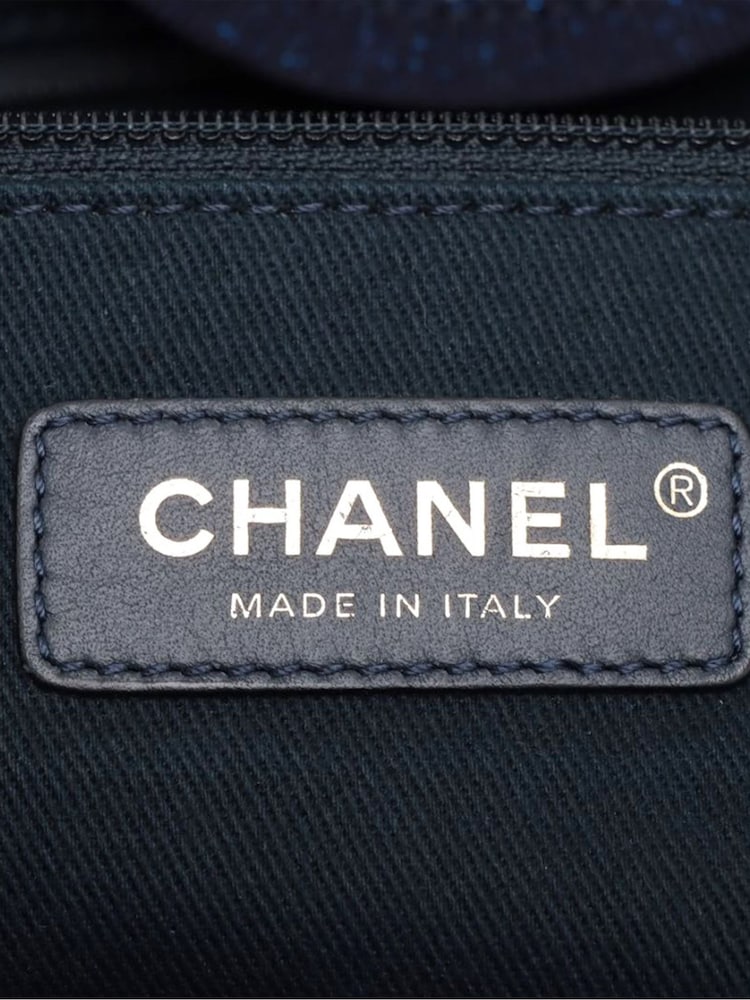 Sign of the Times Navy Blue 2019 Deauville Gm Raffia And Leather Tote Bag - Image 10 of 10
