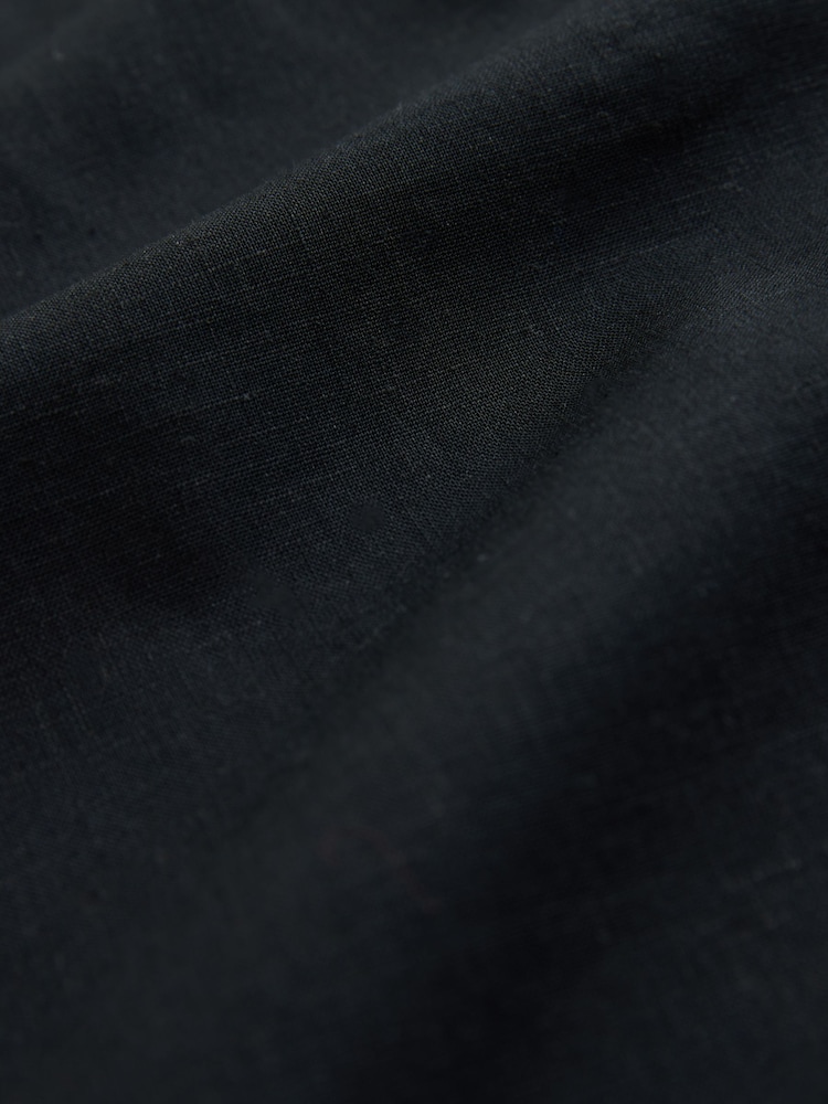 שחור - Longline Cami Top with Linen - תמונה 7 מתוך 7 שחור - Longline Cami Top with Linen - תמונה 7 מתוך 7