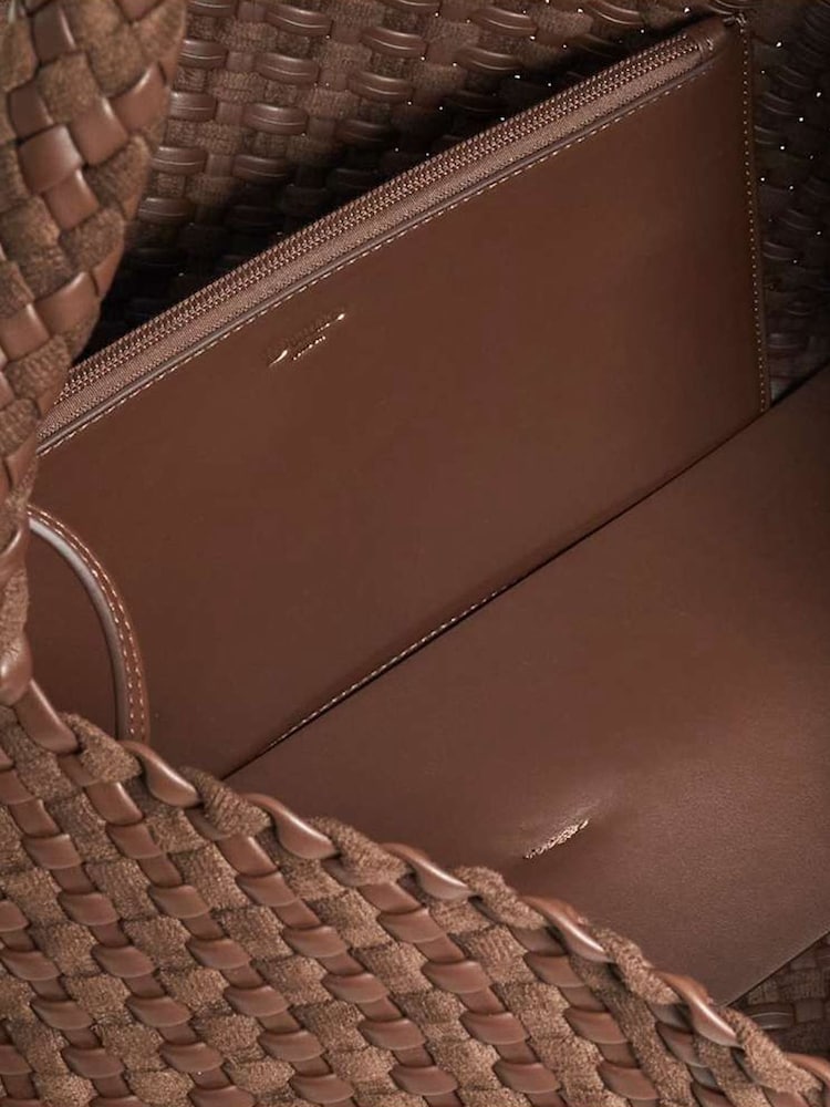 Dune London Chocolate Brown Deliberate Large Woven Slouch Bag - Image 6 of 6 Dune London Chocolate Brown Deliberate Large Woven Slouch Bag - Image 6 of 6