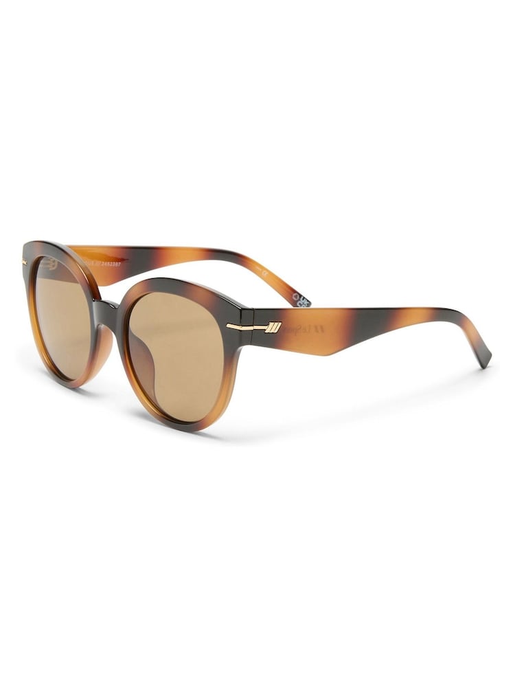 Le Specs Brown Capacious Sunglasses - Image 2 of 5 Le Specs Brown Capacious Sunglasses - Image 2 of 5