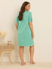 Yours Curve Green Cocktail Club Nighties 2 Pack - Image 8 of 8