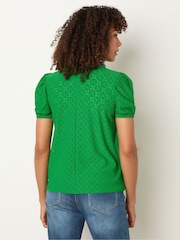 Blusa M&Co Broderie com manga puff sleeve - Imagem 3 de 5