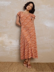 Vestido PixieGirl Petite com estampa Floral Print e mangas esvoaçantes - Imagem 1 de 5