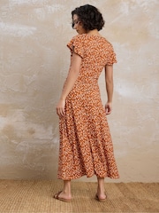 Vestido PixieGirl Petite com estampa Floral Print e mangas esvoaçantes - Imagem 3 de 5
