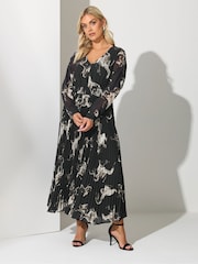 Yours Curve Black London Smokey V-Neck Pleated Dress - Image 2 of 5