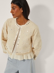 Monsoon Calista Cutwork Cropped Jacket - Imagem 3 de 4