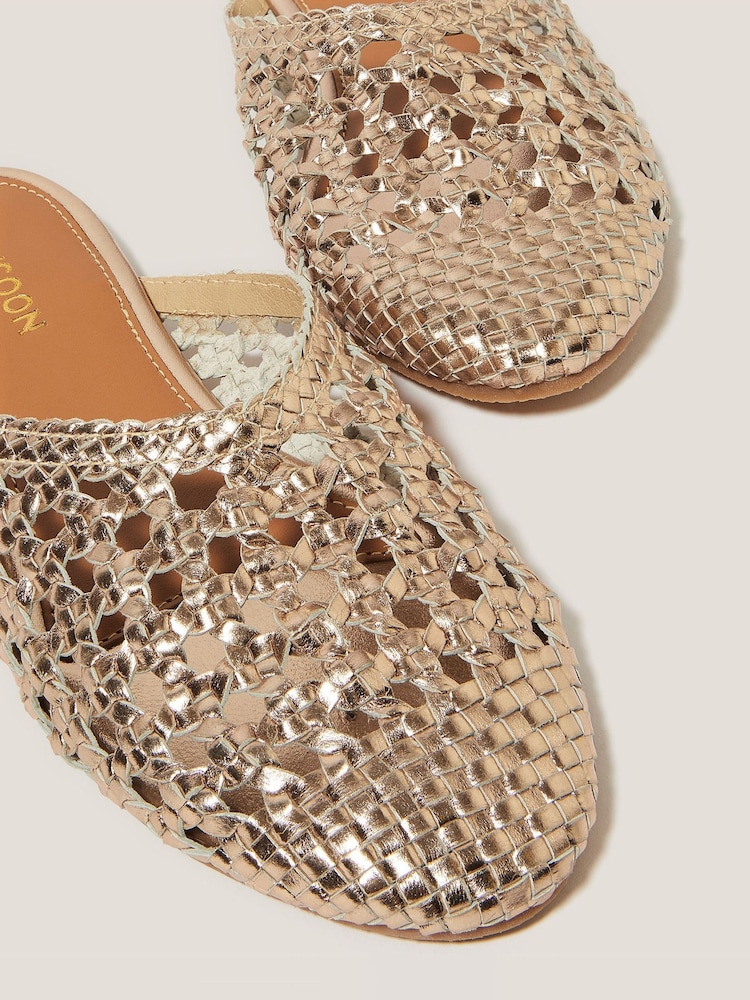 ذهبي - Monsoon Bella Braided Leather Slipper Sandals - صورة 4 من 4 ذهبي - Monsoon Bella Braided Leather Slipper Sandals - صورة 4 من 4