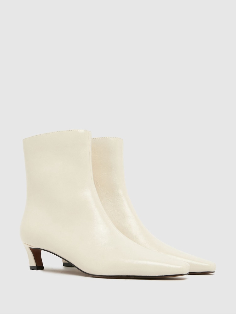 Branco - Schuh Bexley Kitten Boots - Imagem 2 de 4