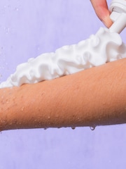 Sundae Gingerbread Whipped Shower Foam 265ml - Image 5 of 5
