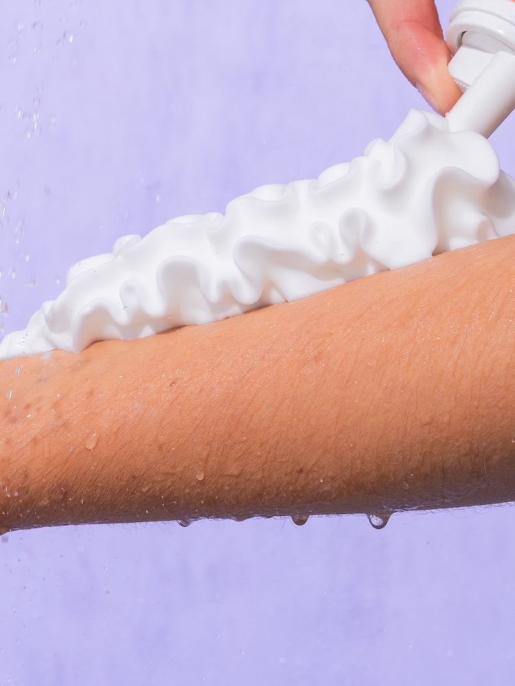 Sundae Gingerbread Whipped Shower Foam 265ml - Image 5 of 5