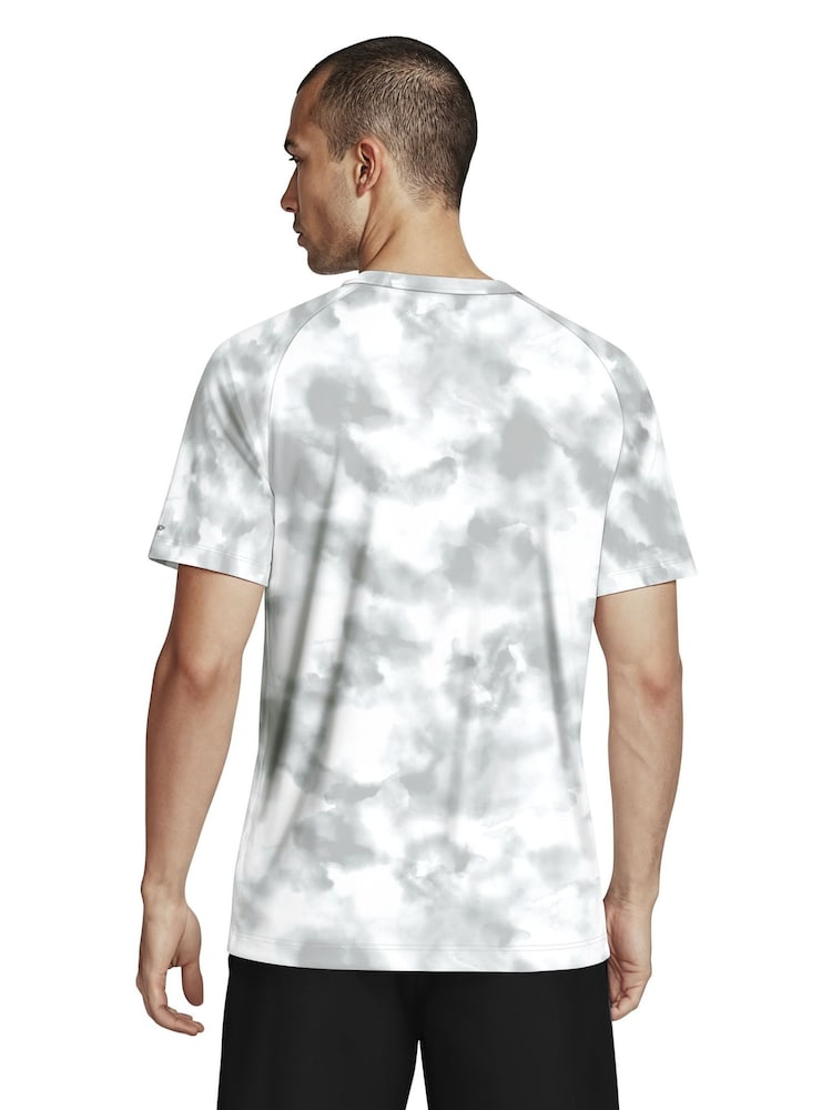 Nike Grey Tie Dye Print Short Sleeve Rash Vest - Image 2 of 5