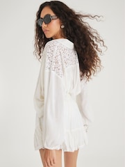 River Island Cream Lace Embroidered Shorts - Image 2 of 4