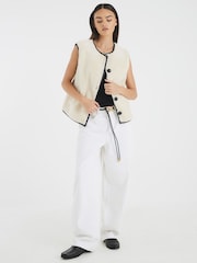 Colete com botões River Island Borg - Imagem 4 de 4