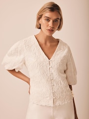 Mint Velvet Cream Embroidered Detail Top - Imagen 4 de 8