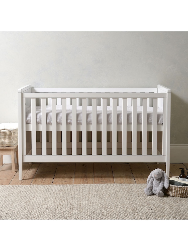 Cotswold Company Pure White Pensham Classic Cot Bed - Image 1 of 6