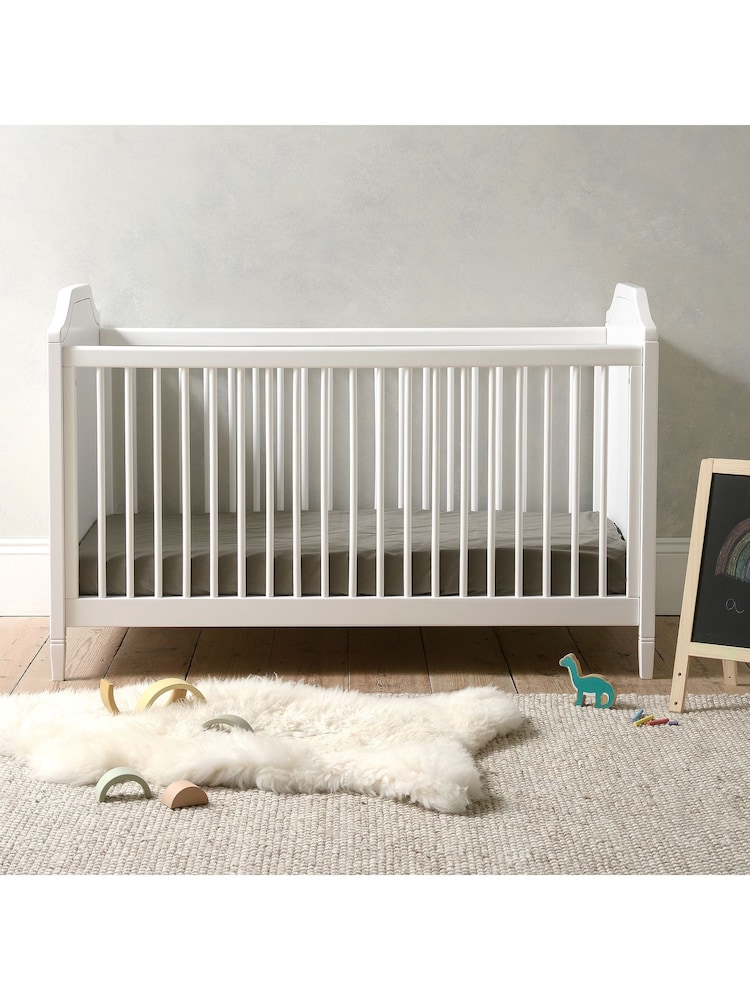 Cotswold Company Pure White Pensham Deluxe 3-In-1 Cot Bed - Image 2 of 6