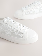 Blanc - Baskets en maille brodée Forever Comfort® - Image 4 de 5