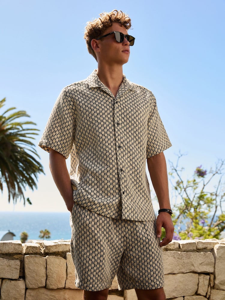 Black/White Textured Crochet Short Sleeve Shirt - Image 2 of 8 Black/White Textured Crochet Short Sleeve Shirt - Image 2 of 8