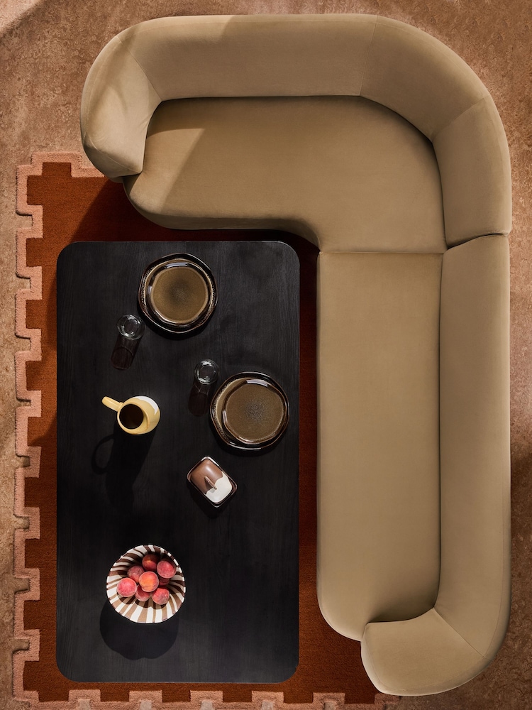 MADE.COM Novara Dining Table and Bench Set - 8এর মধ্যে 2 ছবি