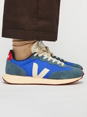 Veja Paros/Pierre/Pekin Rio Branco II Trainers - Image 1 of 3