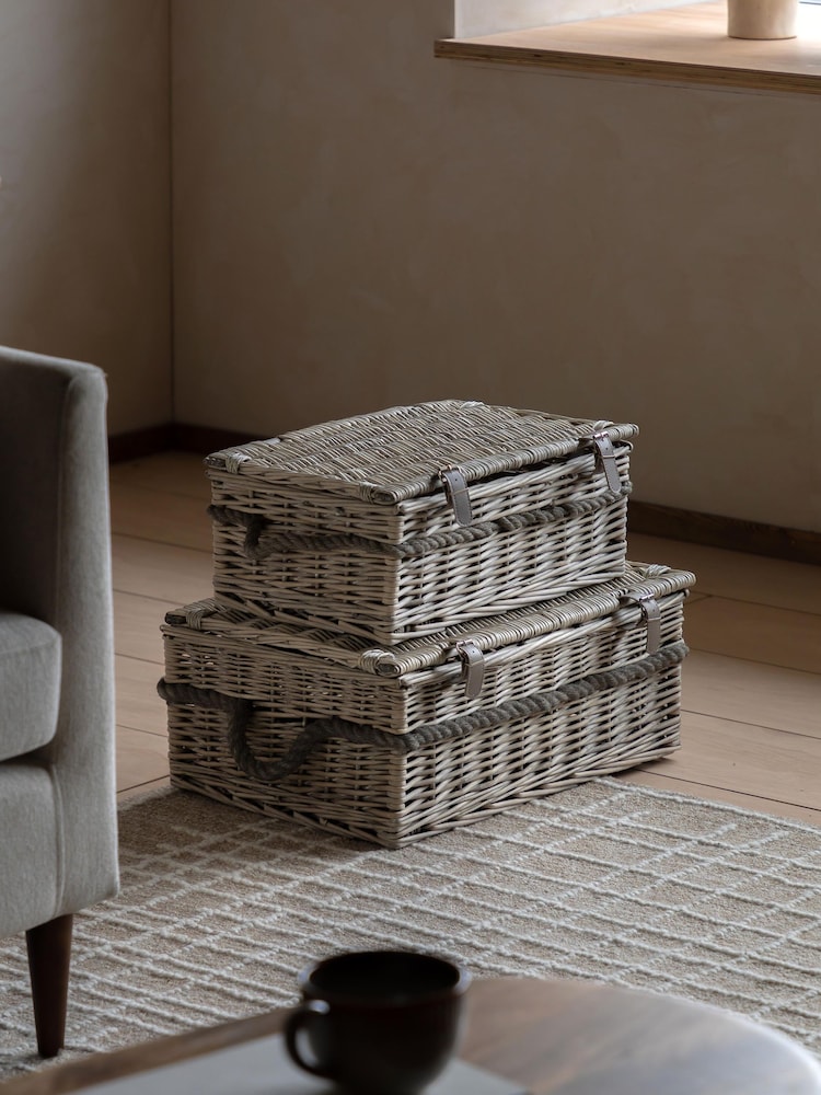Gallery Home Set of 2 Natural Lidded Woven Willow Baskets with Rope Han Handles - Image 1 of 10