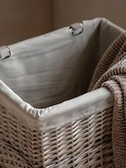 Gallery Home Set of 2 Natural Lined Woven Laundry Baskets - Image 2 of 9