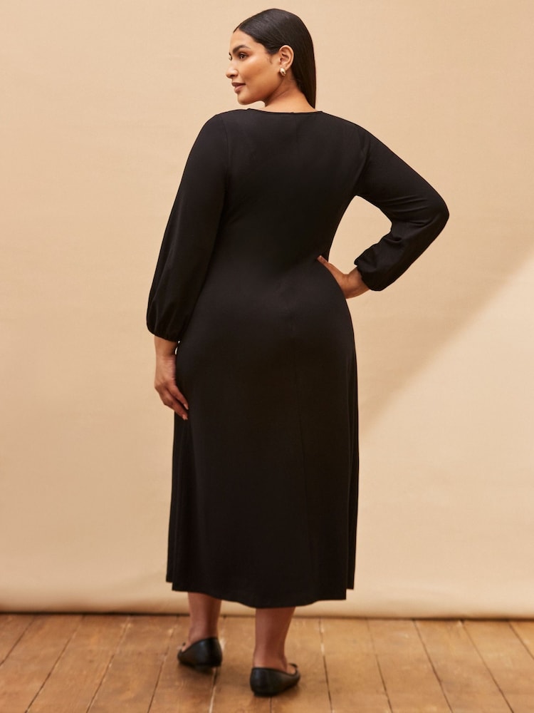 Live Unlimited Black Curve Long Sleeve Pleat Front Midi Dress - Image 2 of 4 Live Unlimited Black Curve Long Sleeve Pleat Front Midi Dress - Image 2 of 4