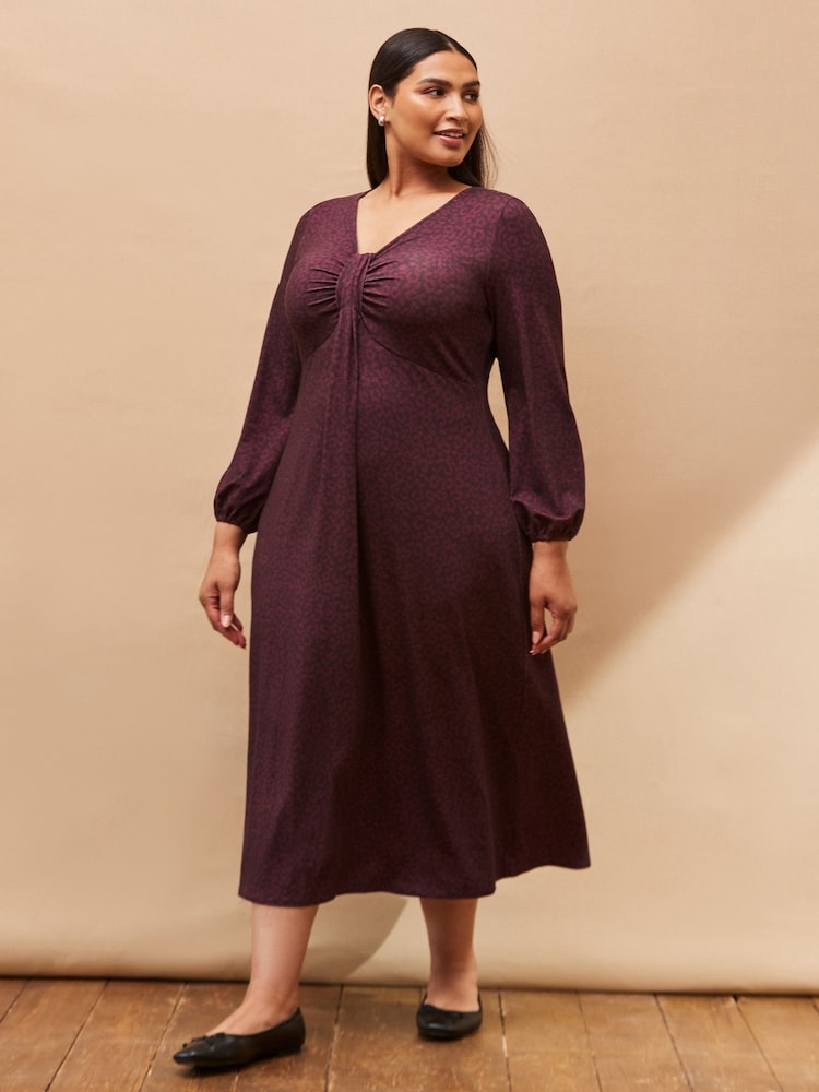Live Unlimited Purple Curve Print Long Sleeve Pleat Front Midi Dress - Image 4 of 4 Live Unlimited Purple Curve Print Long Sleeve Pleat Front Midi Dress - Image 4 of 4