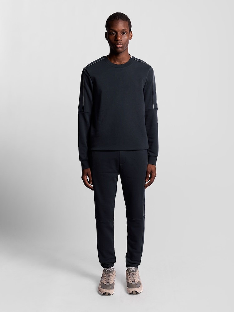 أزرق - Lyle & Scott Tape Crew Neck Sweatshirt - صورة 2 من 5