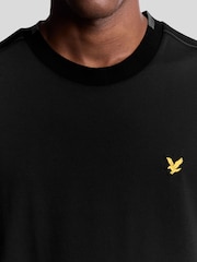 Negro - Lyle & Scott Tape T-Shirt - Imagen 8 de 8